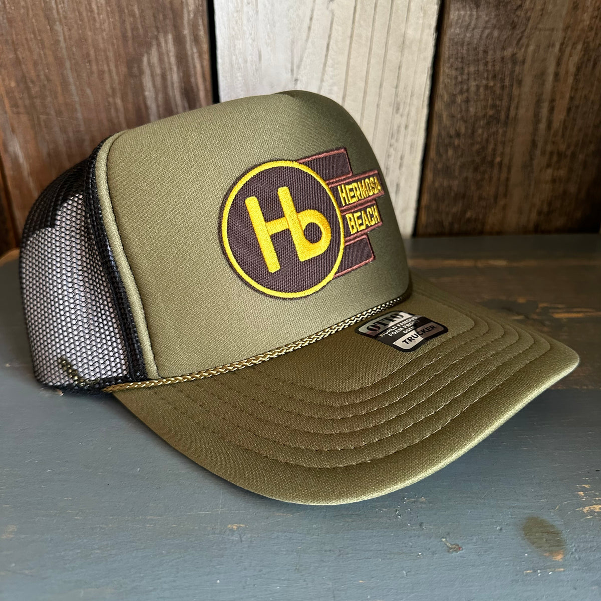 Hermosa Beach MUY HERMOSA High Crown Trucker Hat - Olive – Wicked+