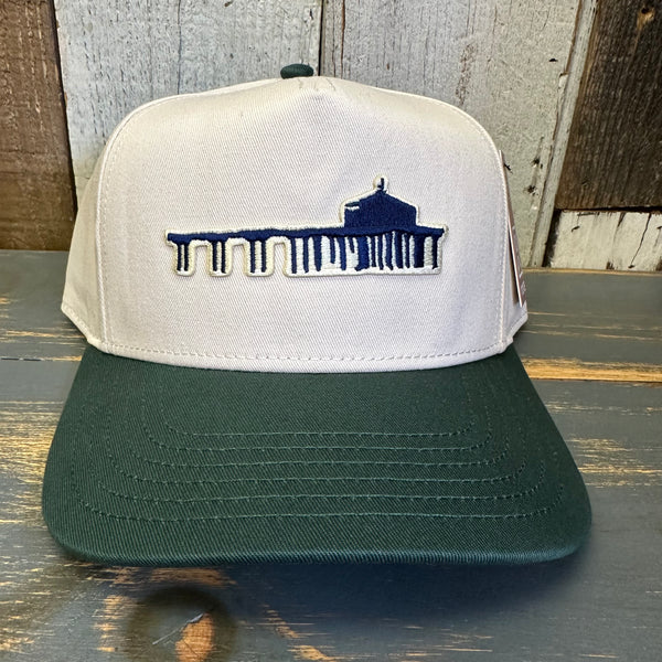 MANHATTAN BEACH PIER & ROUNDHOUSE 5 Panel Mid Profile Cap - Green/Natural