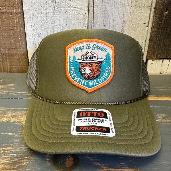 SMOKEY BEAR :: KEEP IT GREEN PREVENT WILDFIRES High Crown Trucker Hat - Olive