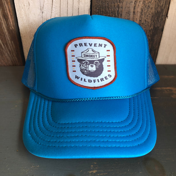 SMOKEY BEAR / PREVENT WILDFIRES Trucker Hat - Neon Blue