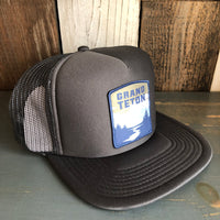 GRAND TETON NATIONAL PARK Trucker Hat - Charcoal Grey (Flat Brim)